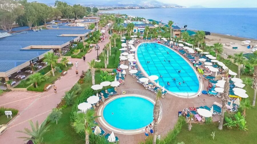 Alanya: All-Inclusive Eftalia Island Aquapark Day Trip - Inside Eftalia Island Water Park: Slides, Wave Pool, and Kids Zones