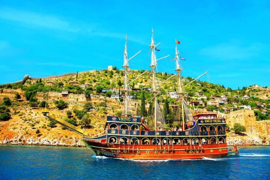 Alanya: Biggest Pirate Boat Tour with Soft Drinks and Lunch - Price and value: why about $13 can work
