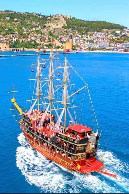 Alanya: Biggest Pirate Boat Tour with Soft Drinks and Lunch - Pirates Cave and Phosphorus Cave: short visits with real swim time