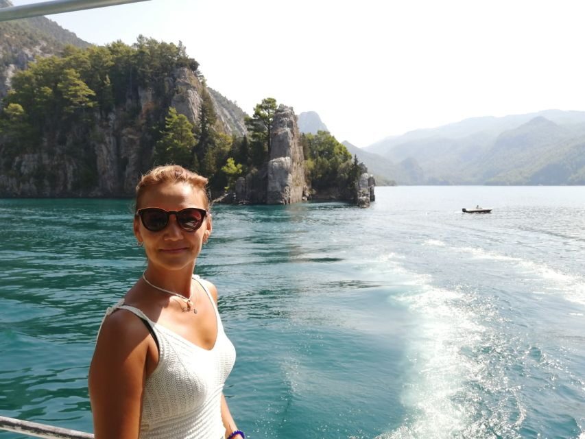 Alanya: Green Canyon Boat Trip With Lunch and Drinks - Entering the Green Canyon by boat: what that 8-hour day really means