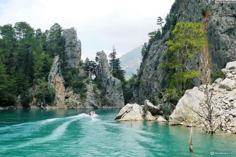 Alanya: Green Canyon Full-Day Boat Tour with Lunch - Boarding the boat: the comfort upgrade that changes everything