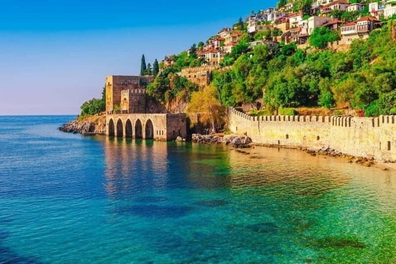 Alanya: Relax Boat Tour with Lunch & Unlimited Soft Drinks - Pirate Cave and Lovers’ Cave: Short Stops With Big Atmosphere