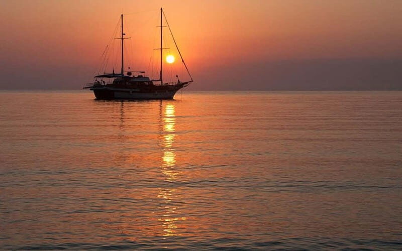 Alanya: Sunset Boat Includes Soft Drinks And Dinner - What Makes This Sunset Cruise Work So Well in Alanya