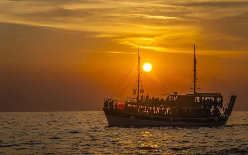 Alanya: Sunset Boat Includes Soft Drinks And Dinner - The Onboard Atmosphere: Peaceful When You Want It, Fun When You Don’t