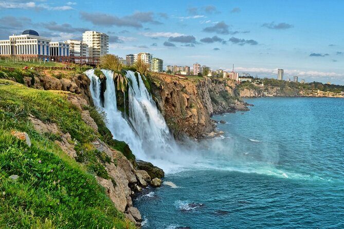 Antalya City Tour from Side & More: (opt. Boat Trip or Aquarium) - Stop 1: Antalya Kaleiçi District and Your Three-Option Choice