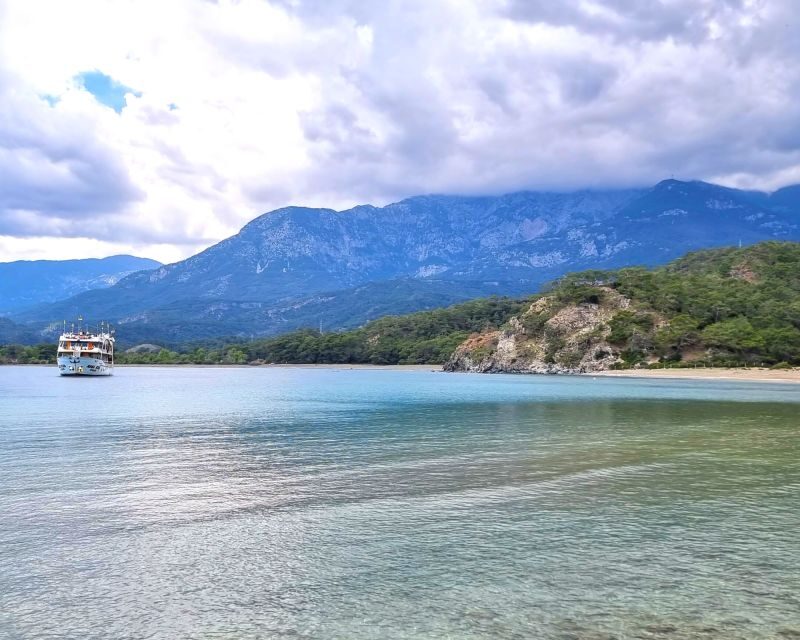 Antalya & Kemer: Megastar Catamaran Cruise With Foam Party - Bathrooms, changing rooms, showers, and what to bring