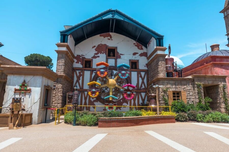 Antalya: Land of Legends Park Round-Trip Hotel Transfers - Who this transfer is best for