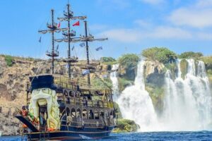 Antalya Lara Pirate Boat Trip w/Soft Drinks, Lunch & Pickup - The pirate ship itself: comfort, sound, and places to hang out