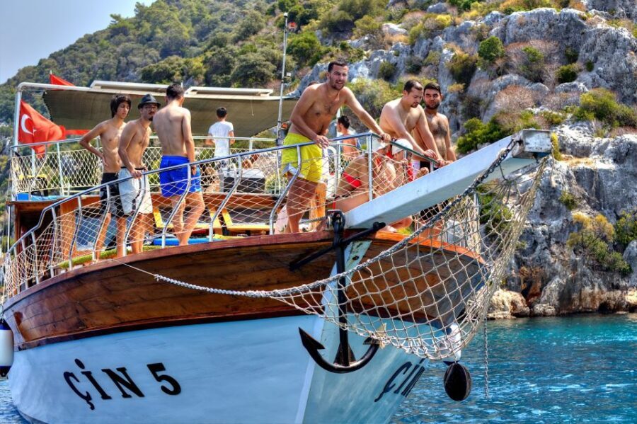 Antalya: Old Town Harbor Sightseeing Cruise - Key things to know before you go