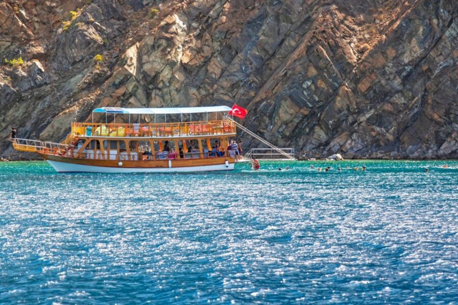 Antalya: Old Town Harbor Sightseeing Cruise - Lower Duden Waterfalls from the coastline: what to look for