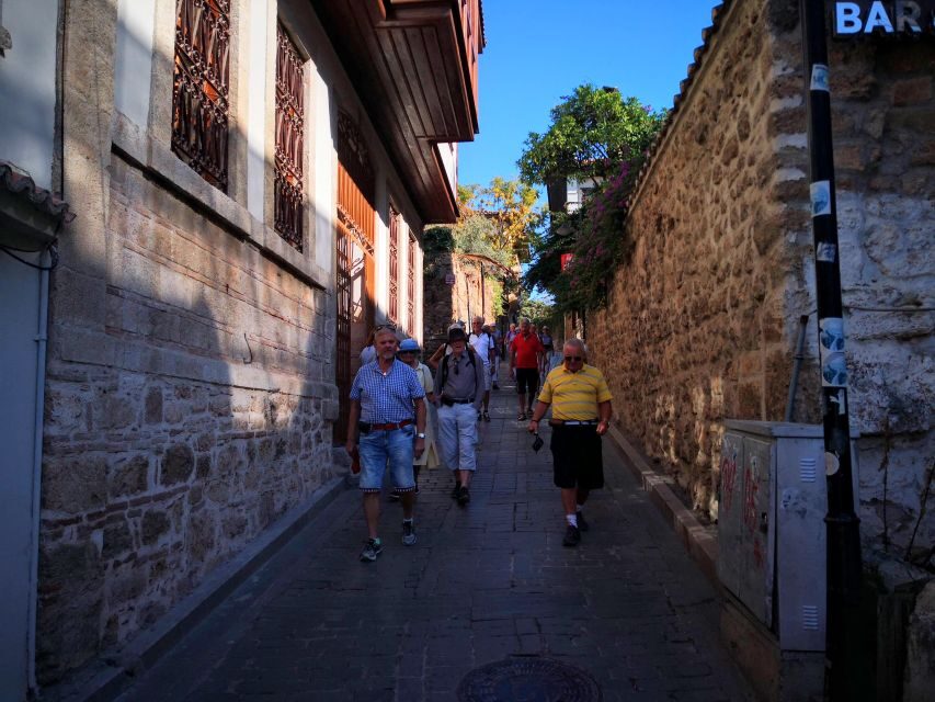 Antalya Photo Tour with Waterfalls, Old City & Boat Trip - Guide languages: what to plan for on your day