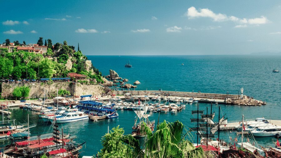 Best of Antalya: Private Walking Tour with Local - Hadrian’s Gate viewpoints: using an icon as your orientation tool