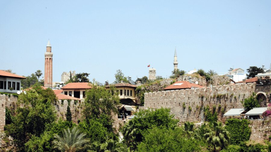 Best of Antalya: Private Walking Tour with Local - Quick guide to who this tour suits best