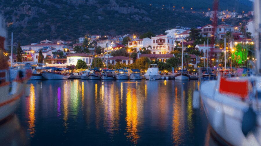 Best of Antalya: Private Walking Tour with Local - Kaleiçi Old Town walking: where the city texture lives