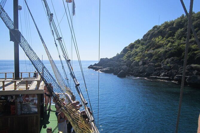 Dolphin Island Boat Trip – Swim, Sun & Lunch Included - Getting on board at Manavgat: pickup, meeting point, and how to show up ready