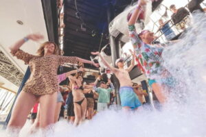 From Antalya/Kemer: All-Inclusive Party Boat with Lunch - From Pickup to Boarding: Getting to Kemer Marina Without Headaches