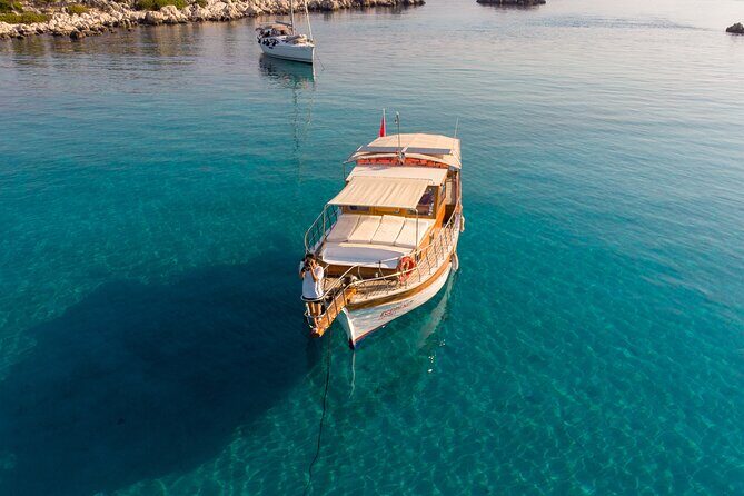 From Demre: Private Boat Trip to Kekova - Kaleköy Harbour (ancient Simena): a quick village with real ruins