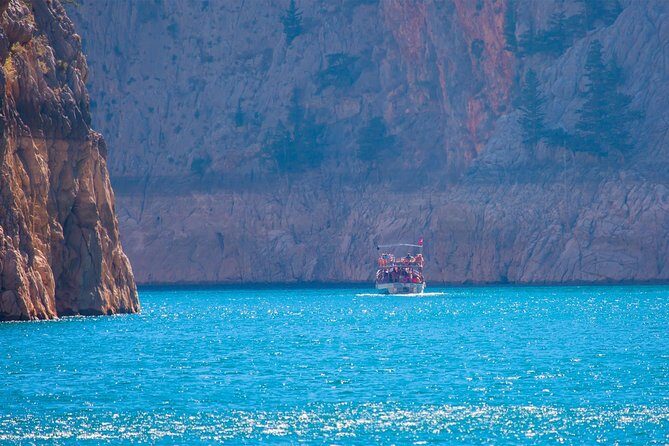 Green Canyon Boat Tour w/Lunch From Belek - Natural Spring Swim Stop: The Fun Part (and the Cold Reality)