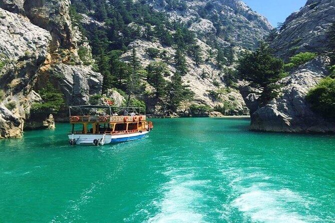 Green Canyon Boat Trip with Lunch and Unlimited Drinks - Route at a glance: dam photos, two boat rides, and a lunch reset