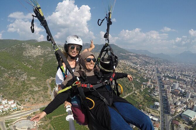 Halal Tandem Paragliding With Licensed Woman Pilot in Alanya - Who this experience is best for in Alanya