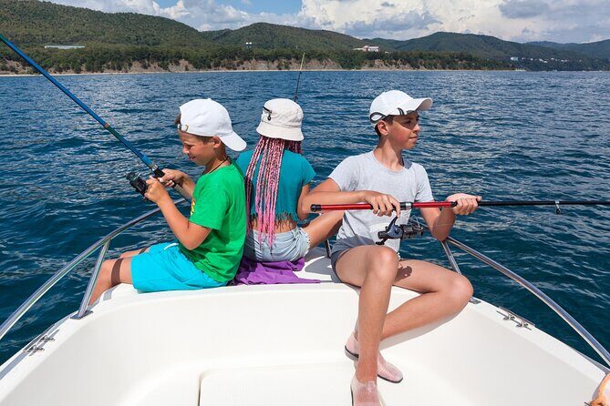 Half-Day Private Fishing Experience in Alanya - First Stop: Hotel Pickup and a Quiet Yacht Day