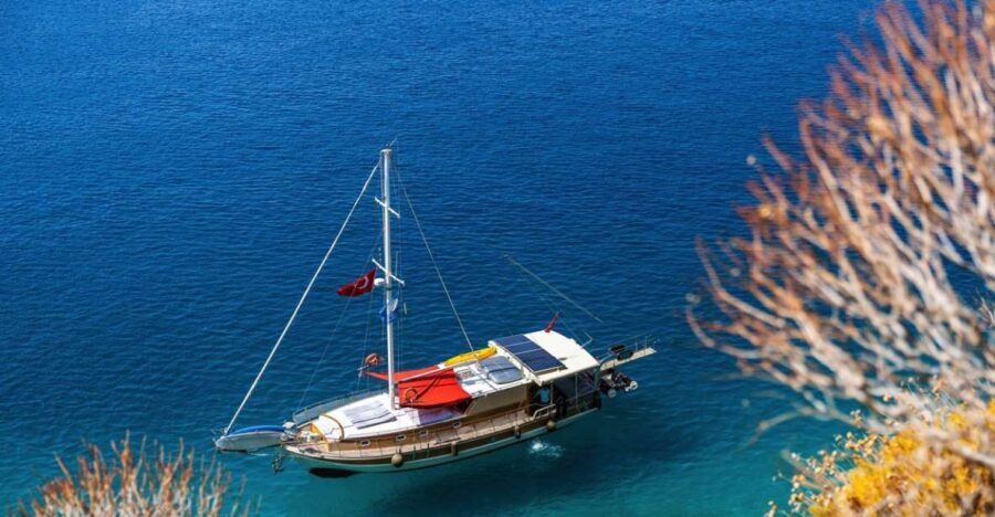 Kas: Limanagzi Beach & Island-Hopping Boat Tour with Lunch - Your 10:00 start on the water: how the day flows