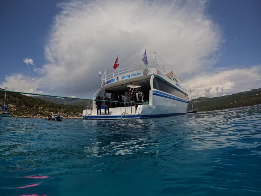 Kas: Scuba Diving Experience - For first-timers and experienced divers: how the team adapts