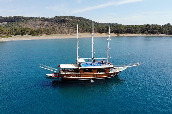 Kemer Bay Blue Cruise from Kemer - On Board: Music, Drinks, and the Seating Reality Check