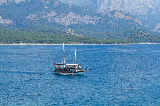 Kemer Pirate Boat Trip - What’s actually included on board: lunch counts, drinks do not