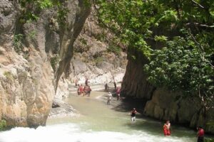 Saklikent Canyon Safari Tour From Kas and Kalkan - Üzümlü Village: pancakes, tea, and the water-fight warmup