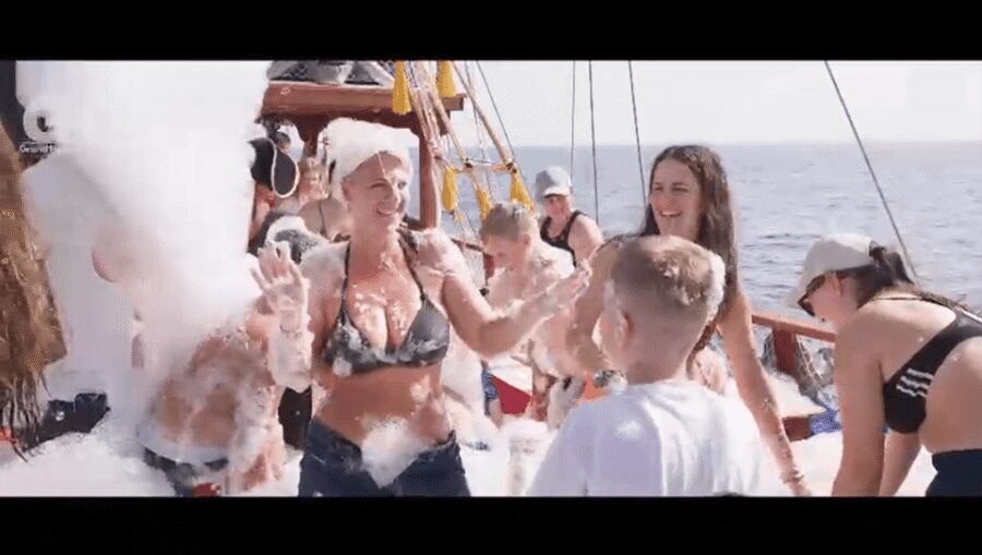 Side: Dolphin Island Boat Tour : A Seaside Adventure - Key things to know before you go