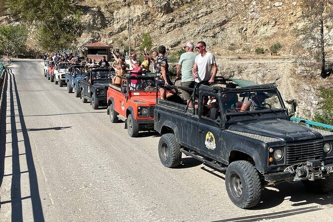 Side Jeep Safari With lunch included - Sarılar and the off-road show: where the water fights start