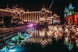Side: Land of Legends Bus Transfers and Boat Parade - Getting From Side to Land of Legends Without the Headache