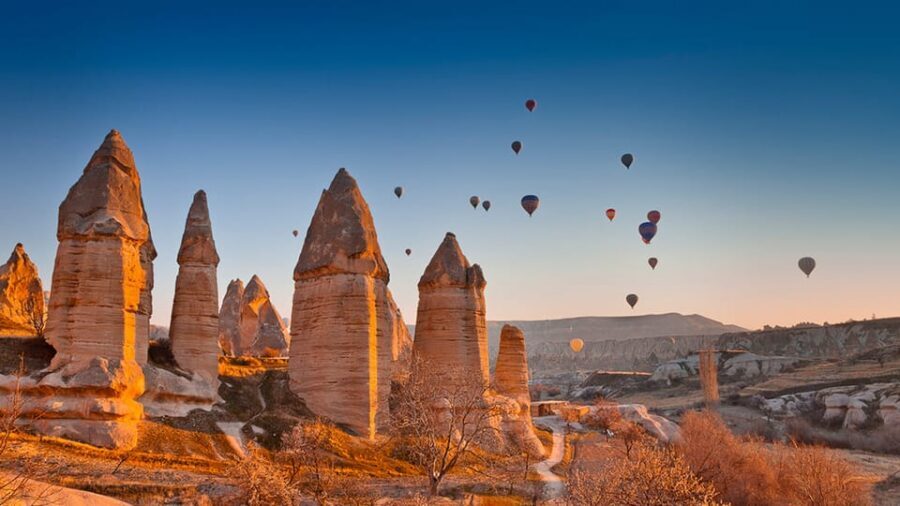 Side:2 Day Cappadocia Tour with Hotel Lunch and Dinner - Day Two: Balloon Views, Pigeon Valley, and Uchisar Castle